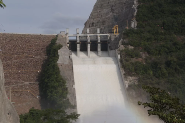 Isagen abre compuertas de Hidrosogamoso en Santander por riesgos de inundaciones