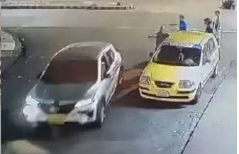 Impactante accidente dejó un motociclista herido en Bucaramanga