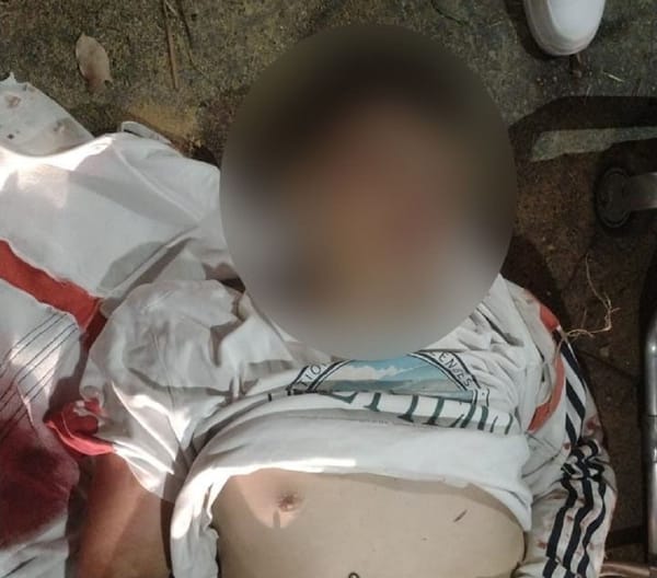 Joven hallado inconsciente en vía pública y falleció camino al hospital