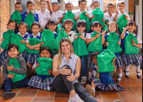 Floridablanca impulsa  educación rural con campaña de útiles escolares