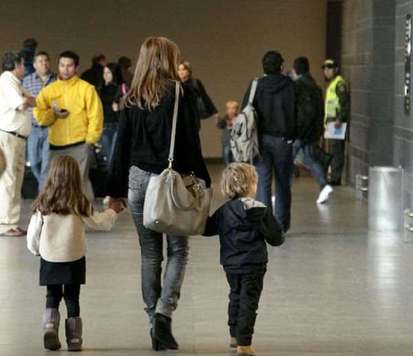 Persiguen red de peligroso falso Policía que roba a viajeros a la salida del aeropuerto El Dorado