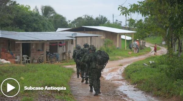 Vergüenza nacional : JEP imputó crímenes de guerra y lesa humanidad a generales y oficiales del Ejército por ‘falsos positivos’ en Antioquia