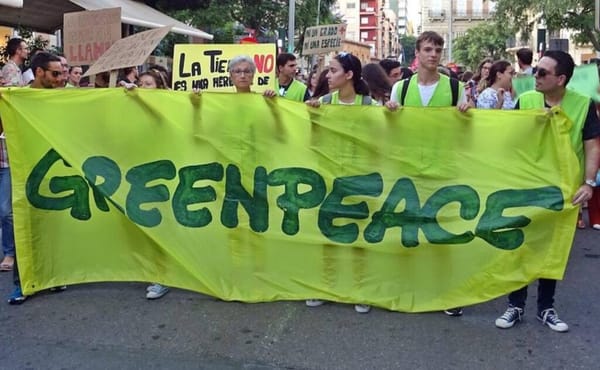 Greenpeace debe pagar 660 millones de dólares