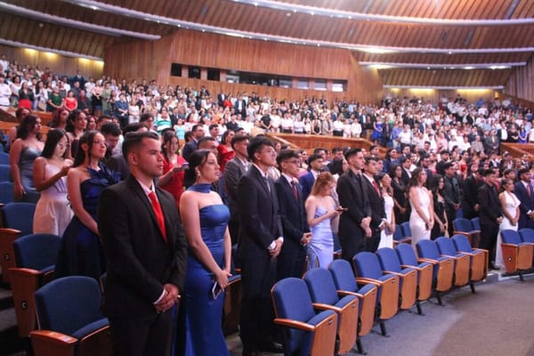 ¡Llegó el gran día! 868 estudiantes cumplieron su sueño de ser egresados UIS