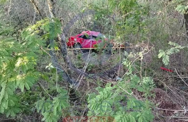 Mujer venezolana falleció en el sitio y hay tres heridos