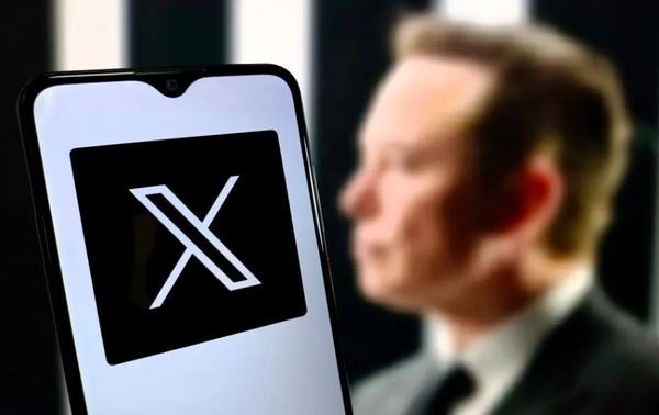 X sufre caída mundial y Elon Musk señala ciberataque masivo