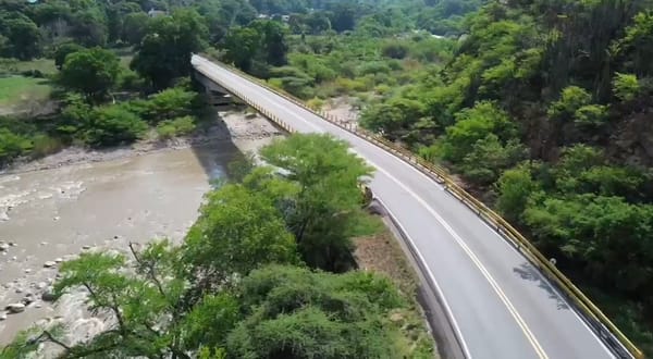 Comunidad exige intervención urgente del puente de Pescadero