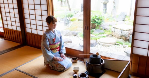 ¿Por qué los japoneses se sientan de rodillas? Le contamos el curioso origen de esta práctica samurái