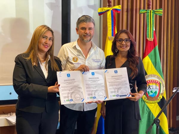 Reconocimiento a buena gestión en la Gobernación de Santander