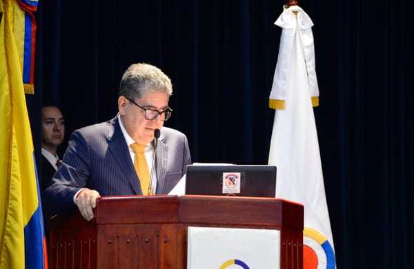 Duro reclamo a gobernadores y alcaldes: “inversión para niños y niñas no aparece en los planes de desarrollo”