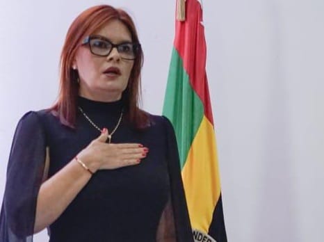 Denuncian a la directora encargada de la CAS debido a su parentesco con un miembro de la junta. Es su primo y autor de la recusación.