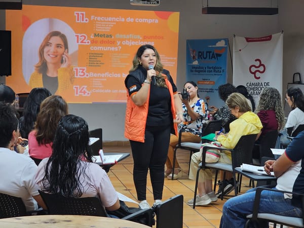 Taller Empréndelo en la ‘Perla del Fonce’