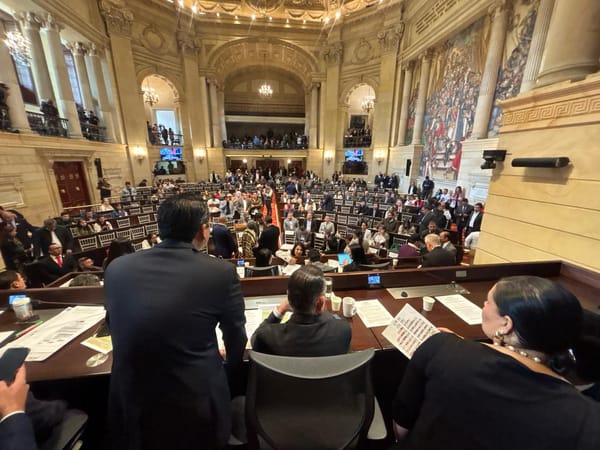 Ningún congresista podría ganar más de 20 salarios mínimos en Colombia: avanza proyecto de Ley
