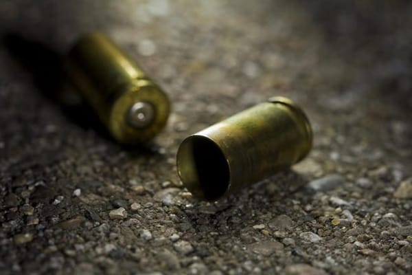 Tatuador fue citado para un trabajo y lo recibieron a bala