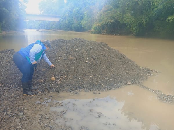 Suspendieron extracción minera irregular en el río Guayabito