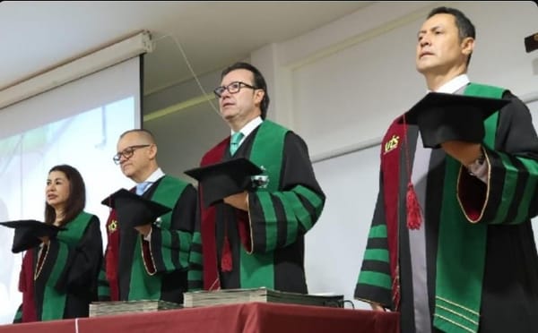 Nuevos profesionales se suman al orgullo Uteísta