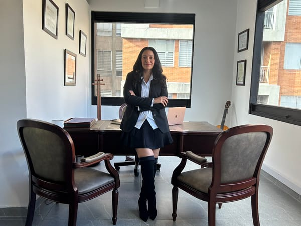 Precandidata presidencial Sondra MaCollins propone el uso de la tecnología como Política de Estado