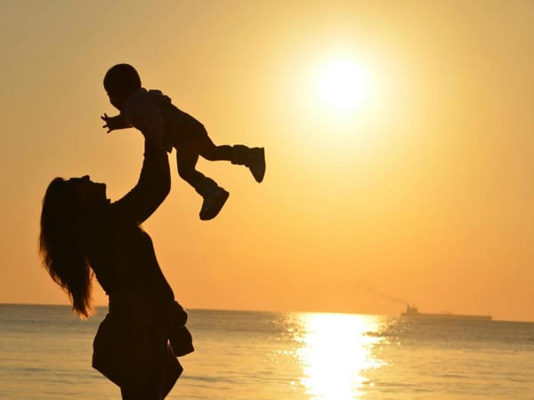 El día en que las mujeres pierden el nombre y pasan a llamarse MAMÁ