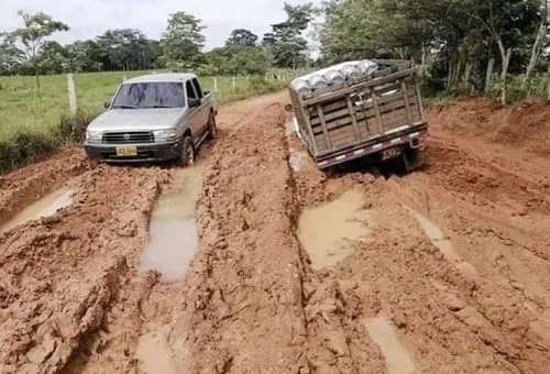 ¿Fracasó el programa Caminos para la Paz?: Santander está entre las regiones con metas incumplidas de pavimentación rural
