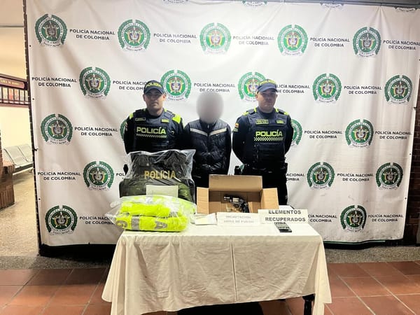 Adolescentes fueron atracados a punta de cuchillo por falsos policías