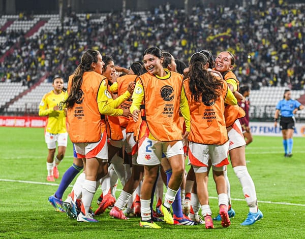Femenina Sub-17 triunfa para ilusionar