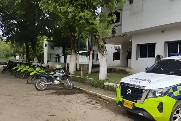 Preso desarmó a una patrullera y mató a otro recluso de un balazo