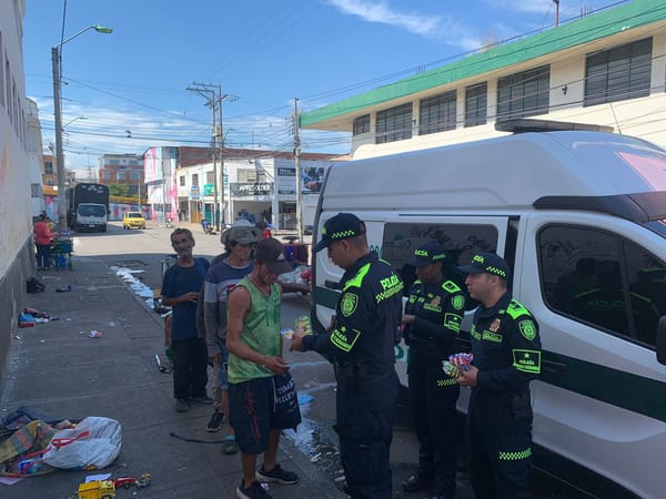 “Prevención con Responsabilidad Social” trabajo con habitantes de calle por parte de la POLFA en Bucaramanga
