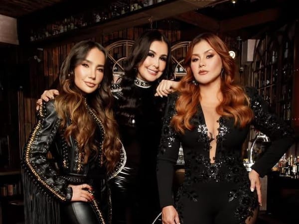 “Entre Tres” Arelys Henao, Paola y Francy con el poder femenino