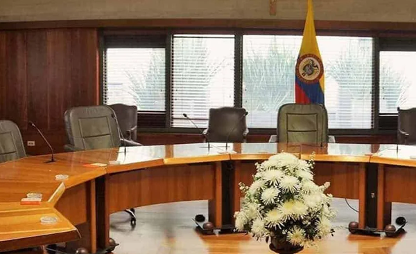 Corte Constitucional ordenó suspender mesa del Minsalud por falta de participación real