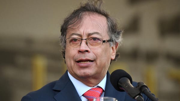 “Fue un montaje político”: Petro denuncia persecución desde la Fiscalía de Barbosa