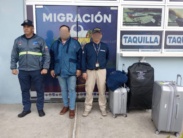 Migración Colombia expulsó al ‘Yo me llamo’ de Gilberto Santa Rosa