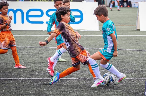 CD Estudiantil y Águilas Doradas los finalistas Sub-8