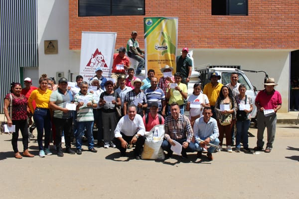 Foro cafetero en el municipio de Confines
