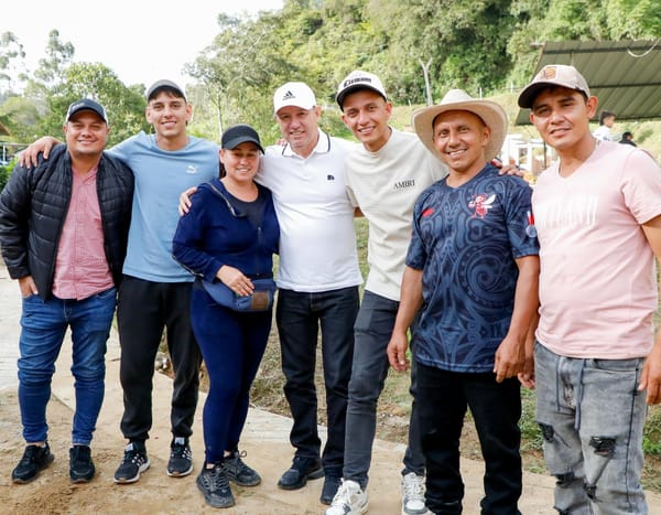 Compromiso real con sector veredal en la Villa de San Carlos