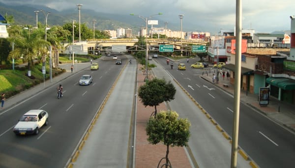 Inicio del tercer carril en Floridablanca depende de una firma