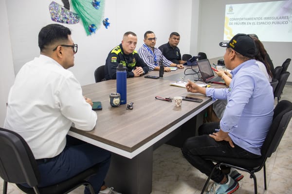 Establecimientos de frutas y verduras se comprometen a respetar el espacio público en Barrancabermeja