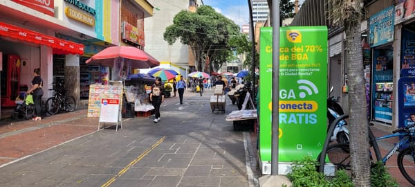 Reactivados puntos digitales gratis en bibliotecas y parques