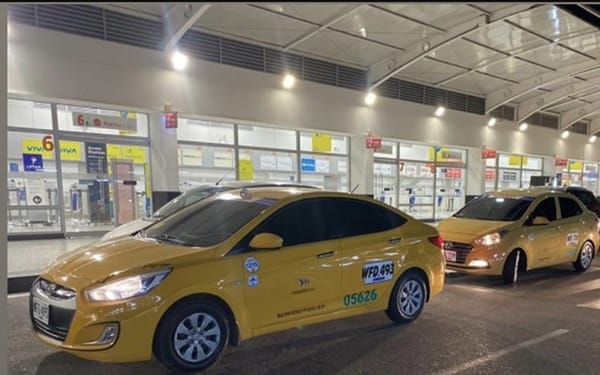 Taxistas de servicio al aeropuerto Palonegro  convocan protesta para el 25 de agosto