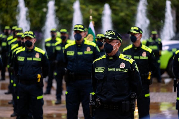 Absuelven a cuatro policías de cargos por facilitar paso irregular de migrantes en la frontera