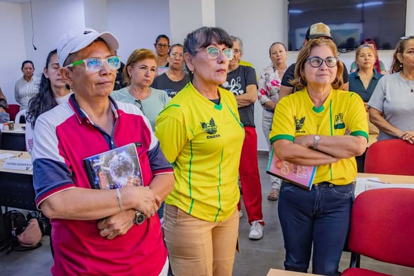 Universidad para las Guerreras Amarillas: UNAB ofrece formación gratuita para mujeres taxistas
