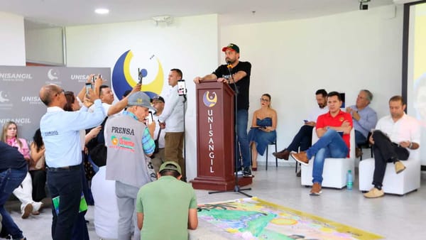 Paros sociales dejan pérdidas por medio billón de pesos al año al sector petrolero
