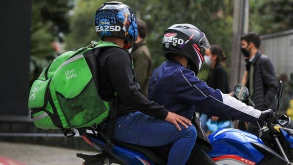 Ratificada prohibición de parrillero hombre en el Área Metropolitana
