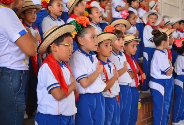 Cupos escolares al por mayor para los niños de Piedecuesta