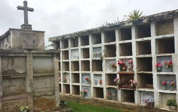 Desenterró un cadáver porque quería bañarlo y cambiarle la ropa