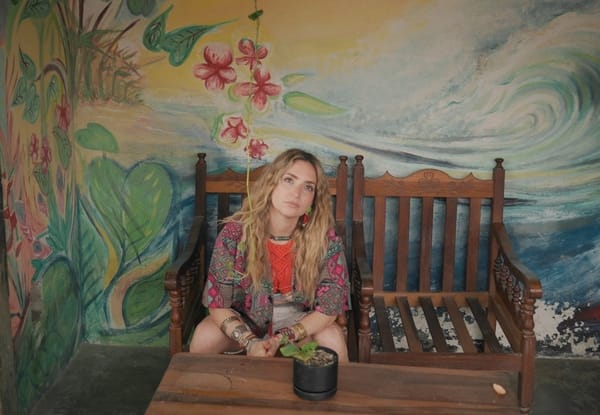Mirella Cesa celebra lo cotidiano en su nuevo video