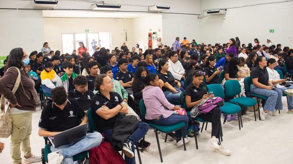 “Contigo Conectados” intensifica formación de líderes en Barrancabermeja