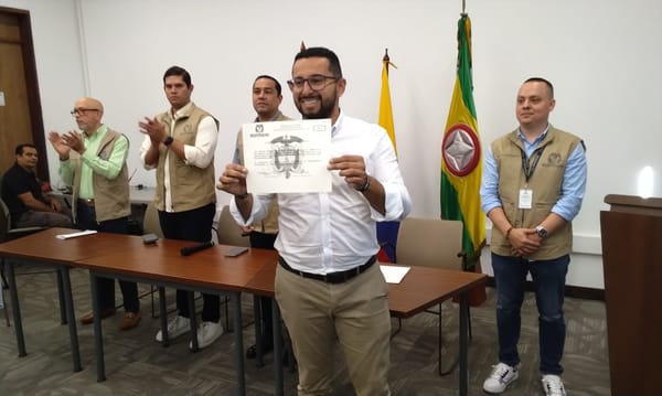 Cristian Portilla recibió su credencial como nuevo Alcalde de Bucaramanga