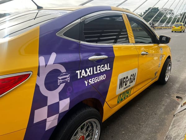 Mujeres taxistas en campaña Bucaramanga: ‘Código Rosa’