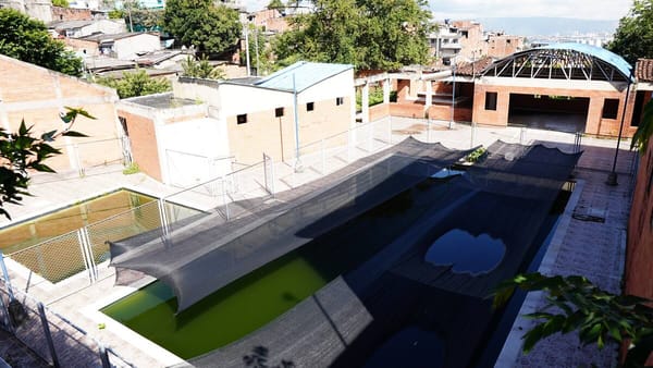 Nuevo Centro de Salud y refacción del Centro Cultural en Floridablanca
