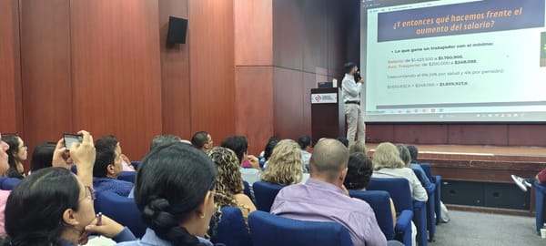 Salario mínimo en Bucaramanga: Estrategias para empresarios que están contra la espada del incremento y la pared de la informalidad